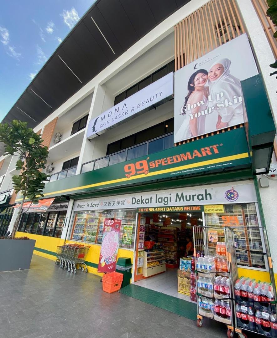 K Avenue B17